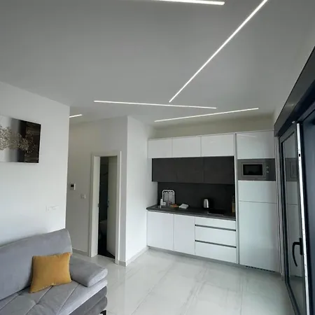 Apartment San Sebastian - On The With Jacuzzi