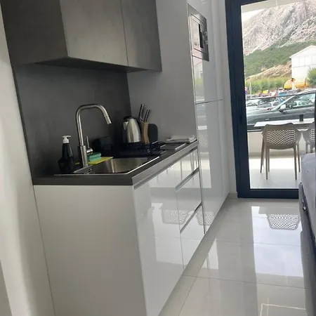 Apartment San Sebastian - On The With Jacuzzi Baška