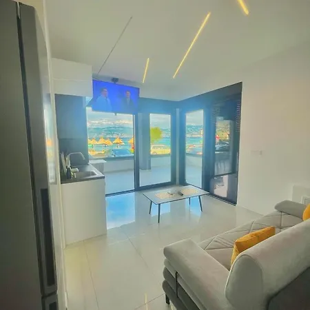 San Sebastian - On The With Jacuzzi Apartment Baška