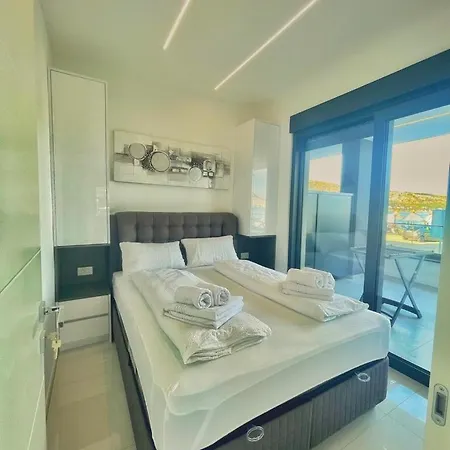 San Sebastian - On The With Jacuzzi Baška