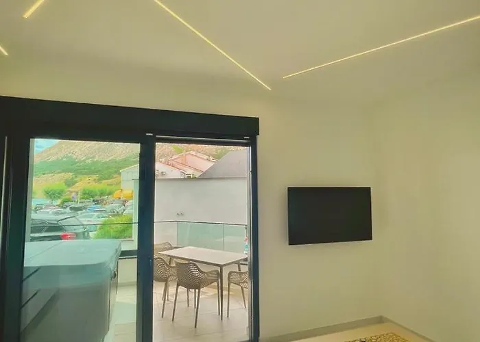 San Sebastian - On The With Jacuzzi * Baška