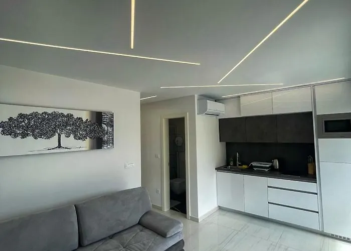 San Sebastian - On The With Jacuzzi