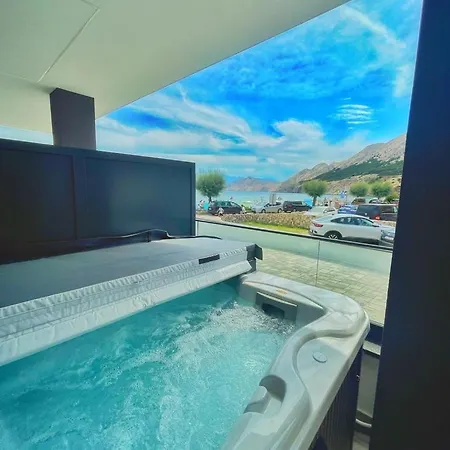 San Sebastian - On The With Jacuzzi Appartement